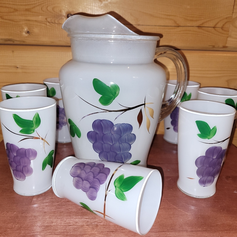Vintage Frosted Pitcher Juice Glasses Hand Painted Purple Grapes Gay Fad Design